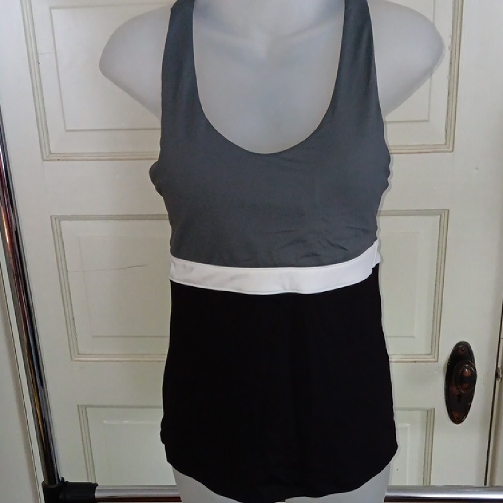 Athletic top